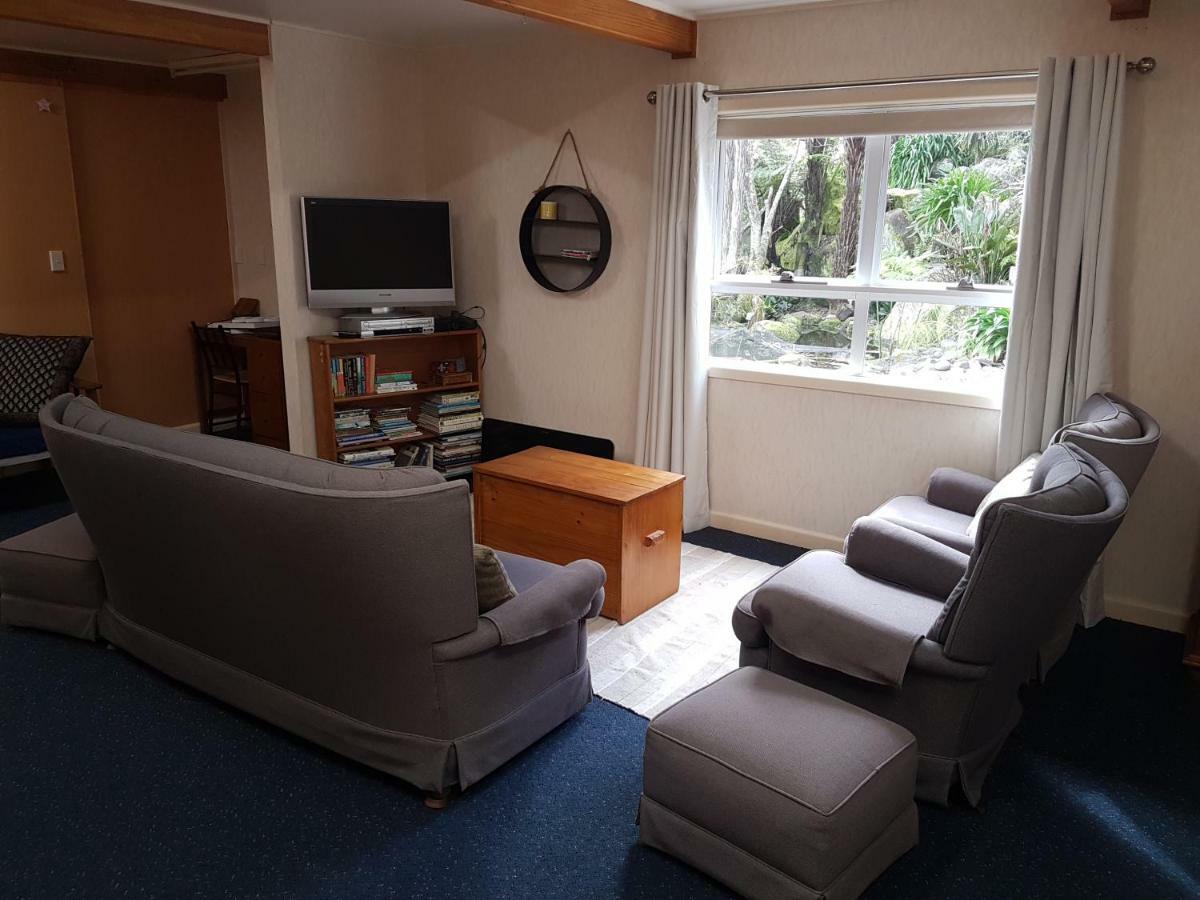 Hunua Accommodation - Atherstone Suite Экстерьер фото